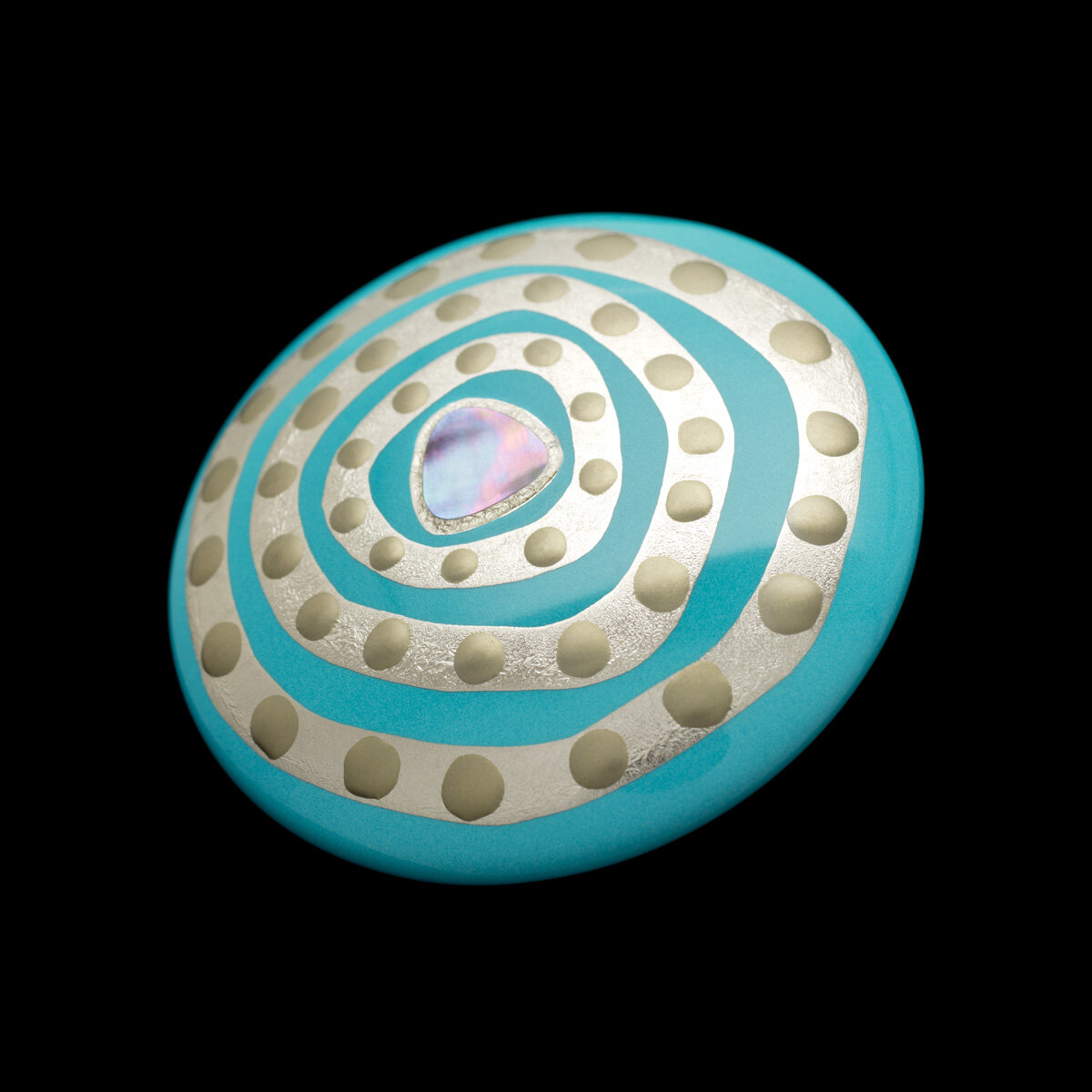 シルバーのブローチ シルバーのシンプルなデザインから、ゴールドにダイヤモンドが